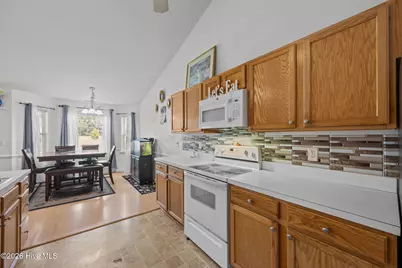 222 Saratoga Lane, New Bern, NC 28562 - Photo 13