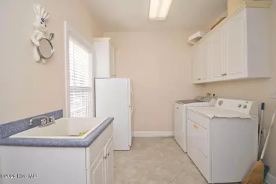 105 Alexandra Court And Boat Slip #24, Morehead City, NC 28557 - Photo 37