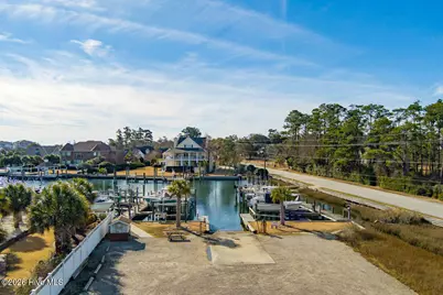 105 Alexandra Court And Boat Slip #24, Morehead City, NC 28557 - Photo 5