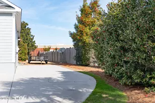 105 Alexandra Ct, Morehead City, NC 28557 - Photo 47
