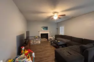 316 Old Snap Dragon Ct, Jacksonville, NC 28546 - Photo 3