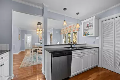 214 Sandfiddler E, Emerald Isle, NC 28594 - Photo 27