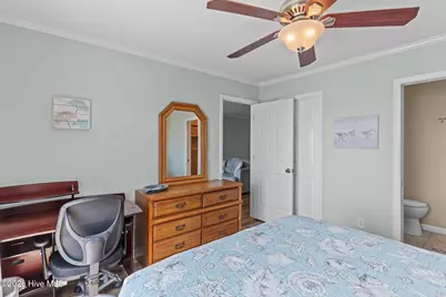 1308 Carolina Beach Avenue N #Apt 3c, Carolina Beach, NC 28428 - Photo 17