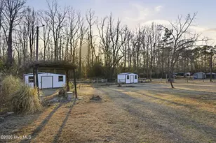 21080 Salley Mcnair Rd, Laurinburg, NC 28352 - Photo 9