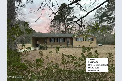 131 Pineway Street NE, Whiteville, NC 28472 - Photo 1