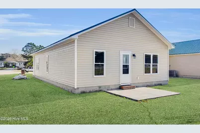 136 Macdonald Boulevard, Havelock, NC 28532 - Photo 3