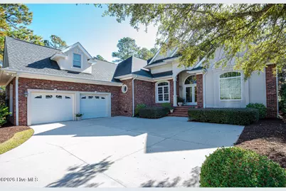 523 Candlewick Lane SW, Ocean Isle Beach, NC 28469 - Photo 1