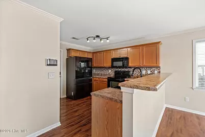 3266 Greenridge Way, Leland, NC 28451 - Photo 9