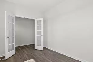 304 Maddox Dr, Aberdeen, NC 28315 - Photo 3