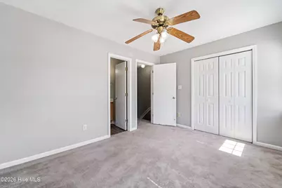 977 W Pueblo Drive, Jacksonville, NC 28546 - Photo 11