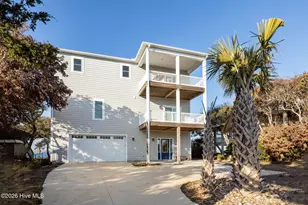 1704 Emerald Dr, Emerald Isle, NC 28594 - Photo 3