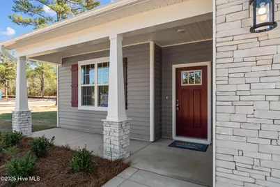 820 Winds Way, Aberdeen, NC 28315 - Photo 5
