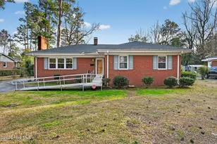 2714 Princess Pl Dr, Wilmington, NC 28405 - Photo 1