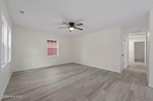 211 S Jackson St, Beulaville, NC 28518 - Photo 9