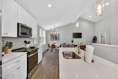 417 Greenville Avenue #Unit 2, Carolina Beach, NC 28428 - Photo 5