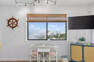 1618 Canal Dr, Carolina Beach, NC 28428 - Photo 5