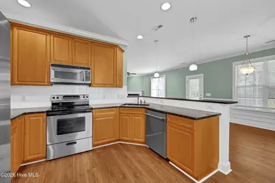 717 Royal Bonnet Drive, Wilmington, NC 28405 - Photo 9
