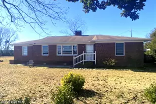 13570 N Lake Rd, Engelhard, NC 27824 - Photo 1
