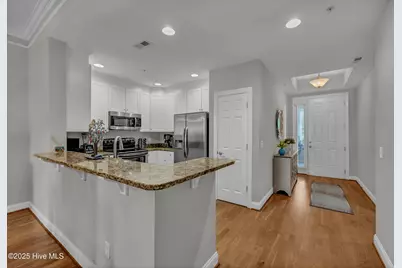 215 Valencia Court #Unit 203, Wilmington, NC 28412 - Photo 5