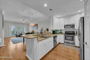 215 Valencia Court, Wilmington, NC 28412 - Photo 7