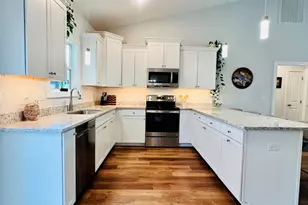 126 NW 18th St, Oak Island, NC 28465 - Photo 11