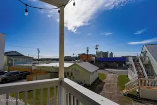 302 Canal Dr, Carolina Beach, NC 28428 - Photo 17
