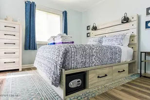 302 Canal Dr, Carolina Beach, NC 28428 - Photo 23