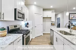 180 Prairie Wolf St, Sanford, NC 27330 - Photo 7