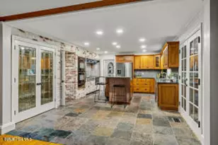 52 Dogwood Acres Dr, Chapel Hill, NC 27516 - Photo 21