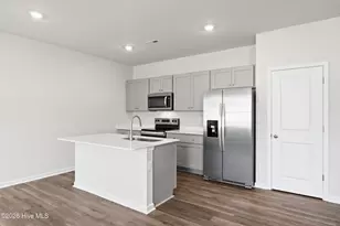 206 Kiera Ln NW, Supply, NC 28462 - Photo 5