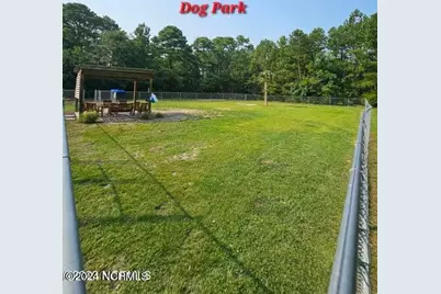 1009 Barkentine Drive, New Bern, NC 28560 - Photo 9