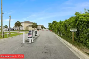 650 Cedar Point Blvd, Cedar Point, NC 28584 - Photo 23