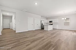 91 Maymont St NW, Supply, NC 28462 - Photo 5