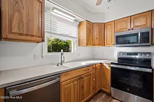 937 Lorraine Dr, Wilmington, NC 28412 - Photo 17
