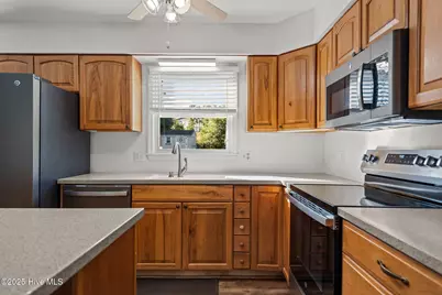 937 Lorraine Drive, Wilmington, NC 28412 - Photo 19