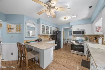 802 Black Swan Road, New Bern, NC 28560 - Photo 11