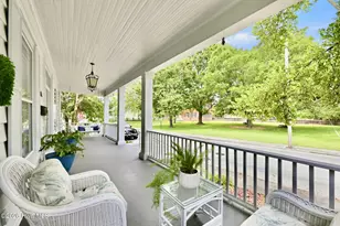 501 New St, New Bern, NC 28560 - Photo 9