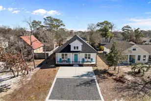 134 NE 5th St, Oak Island, NC 28465 - Photo 27