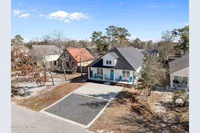 134 NE 5th Street, Oak Island, NC 28465 - Photo 31