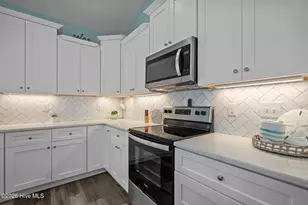 134 NE 5th St, Oak Island, NC 28465 - Photo 9