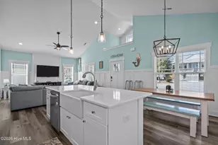 134 NE 5th St, Oak Island, NC 28465 - Photo 11