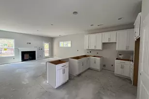 298 Rough Rdg Trl, Aberdeen, NC 28315 - Photo 5