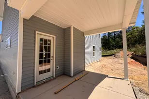 298 Rough Rdg Trl, Aberdeen, NC 28315 - Photo 19
