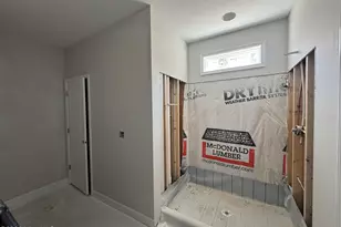 298 Rough Rdg Trl, Aberdeen, NC 28315 - Photo 15