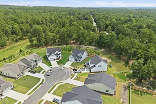 298 Rough Rdg Trl, Aberdeen, NC 28315 - Photo 11