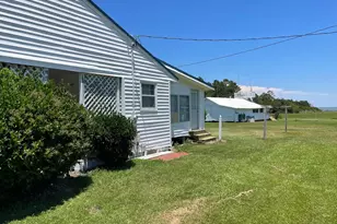 2604 Cedar Island Rd, Cedar Island, NC 28520 - Photo 13