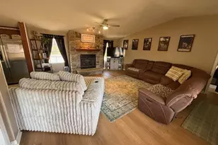 176 Old Fountain Rd, Richlands, NC 28574 - Photo 7