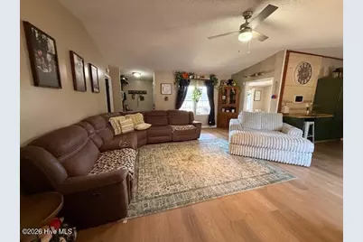 176 Old Fountain Road, Richlands, NC 28574 - Photo 5