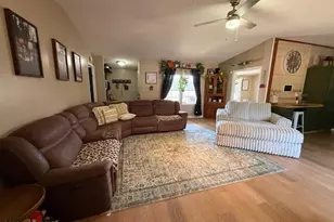 176 Old Fountain Rd, Richlands, NC 28574 - Photo 5