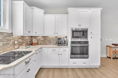 305 Ivy Lane, Carolina Beach, NC 28428 - Photo 17